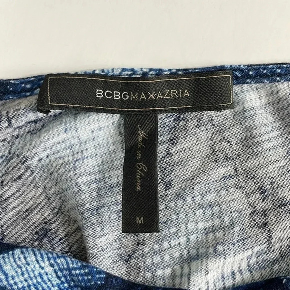 BCBGMAXAZRIA blue geometric print asymmetric midi dress size medium - Picture 5 of 8